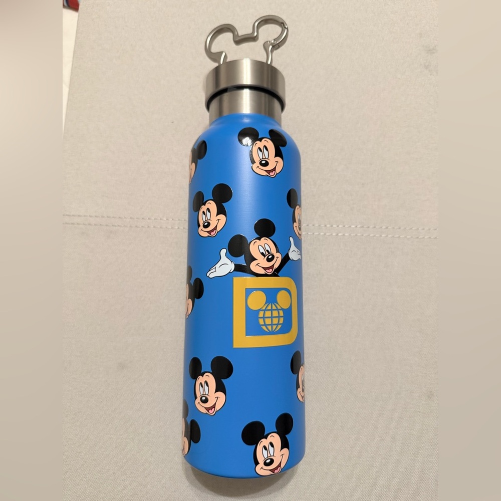 Walt Disney World Blue Mickey Mouse Water Bottle NWT